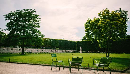 Best Time to Visit Paris Parc Tuilerie spring France