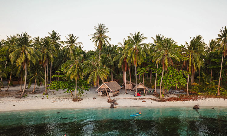 camping in Balabac archipelago