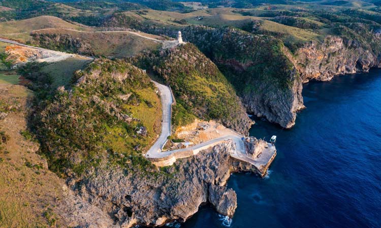 7 Cool Destinations-Lighthouse in Itbayat