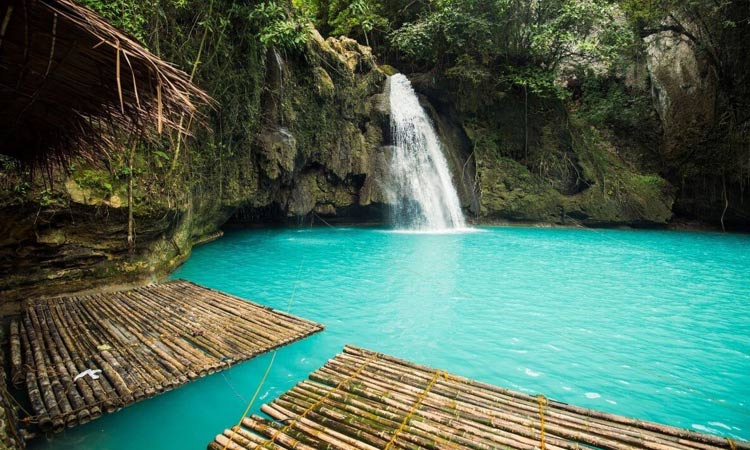 Kawasan most beautiful waterfalls in the Philippines