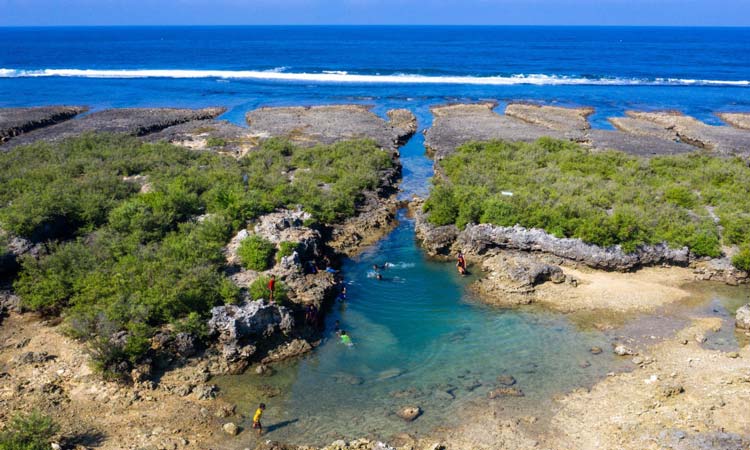 Best Beaches in La Union Philippines - Immuki Island