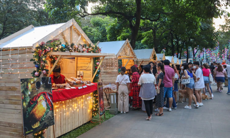 French-Filipino Christmas Market